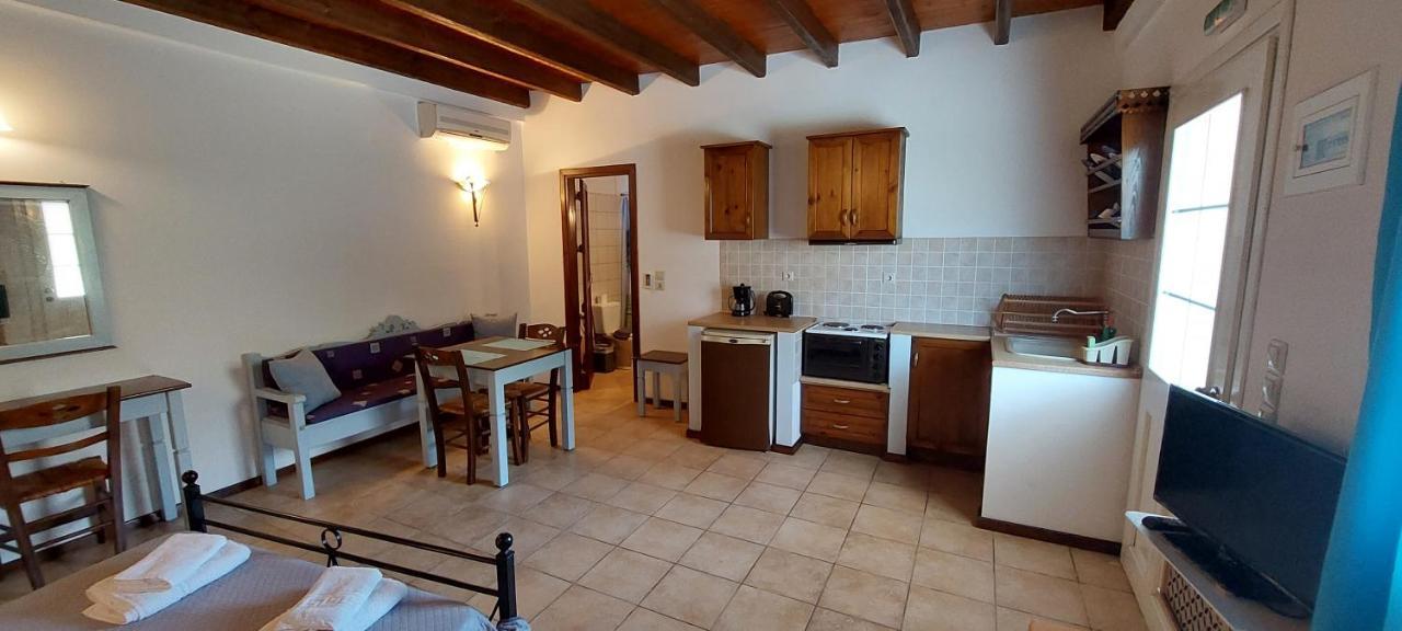 Apartament Ο Μπαξεσ Livadi  Zewnętrze zdjęcie