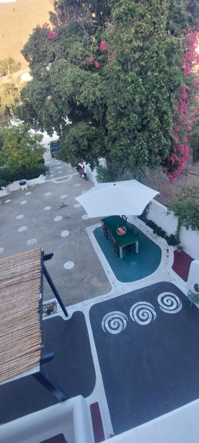 Apartament Ο Μπαξεσ Livadi  Zewnętrze zdjęcie