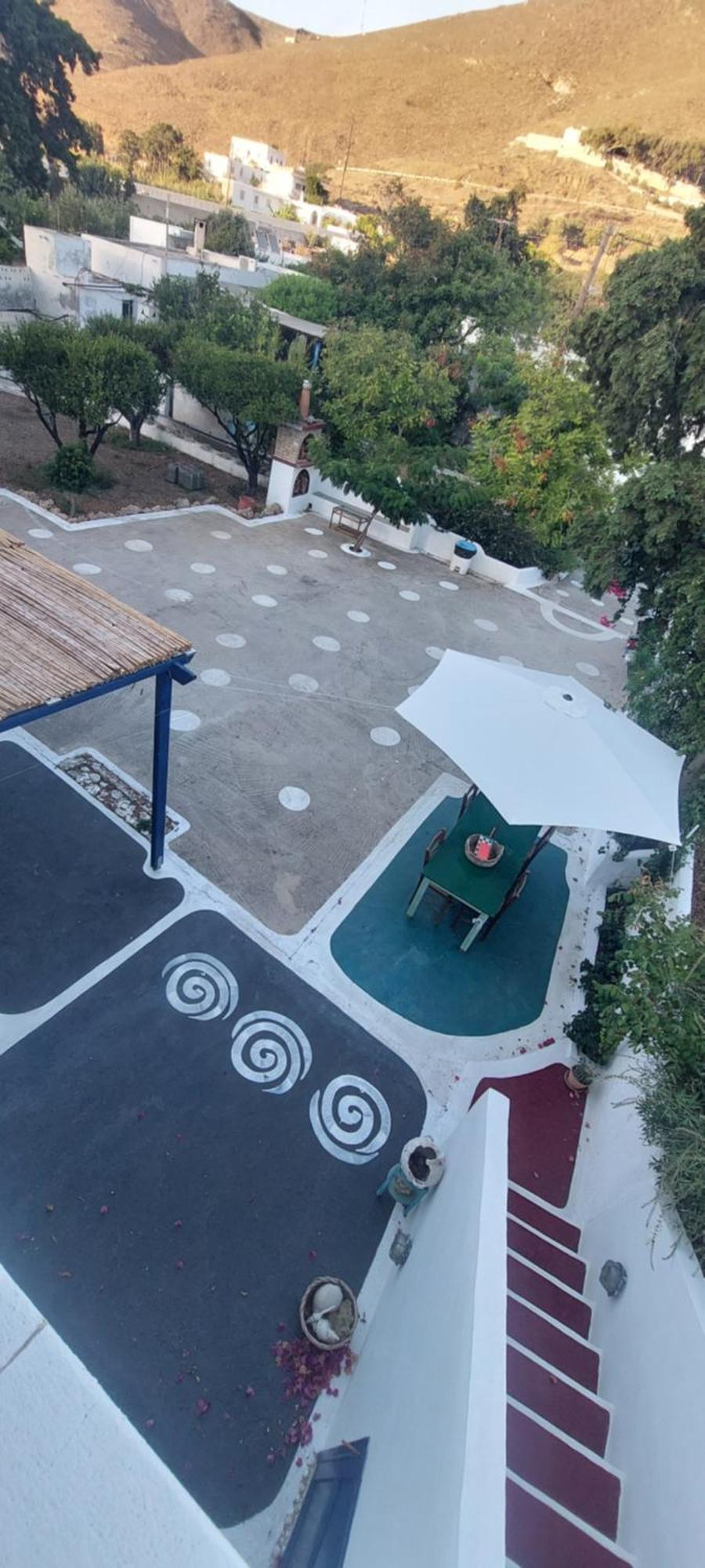 Apartament Ο Μπαξεσ Livadi  Zewnętrze zdjęcie